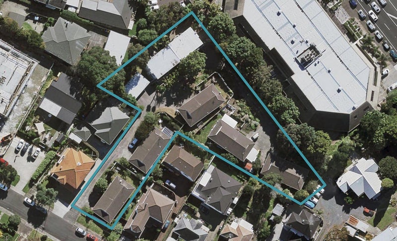 4/4 William Avenue, Greenlane, Auckland - Carousel 1