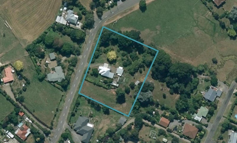 43 Abbotsford Road, Waipawa, Waipawa - Carousel 1