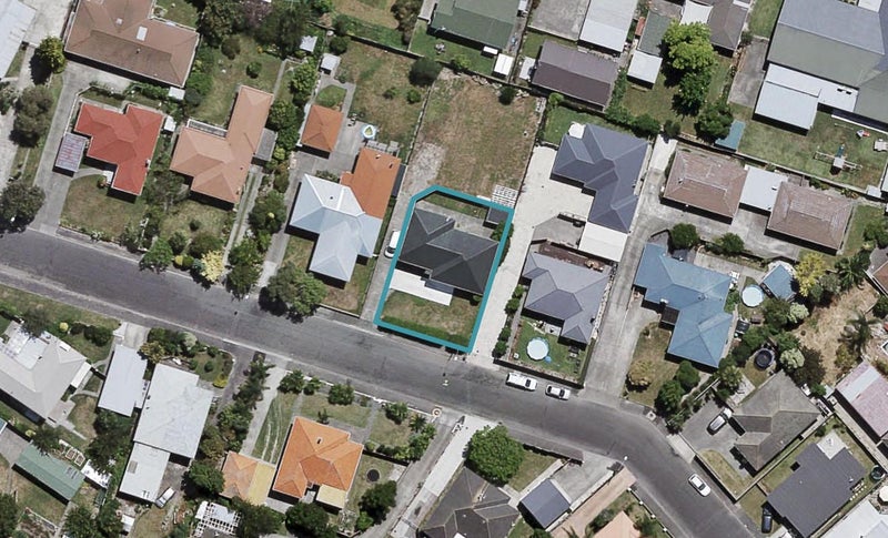 5 Cassino Crescent, Onekawa, Napier - Carousel 1