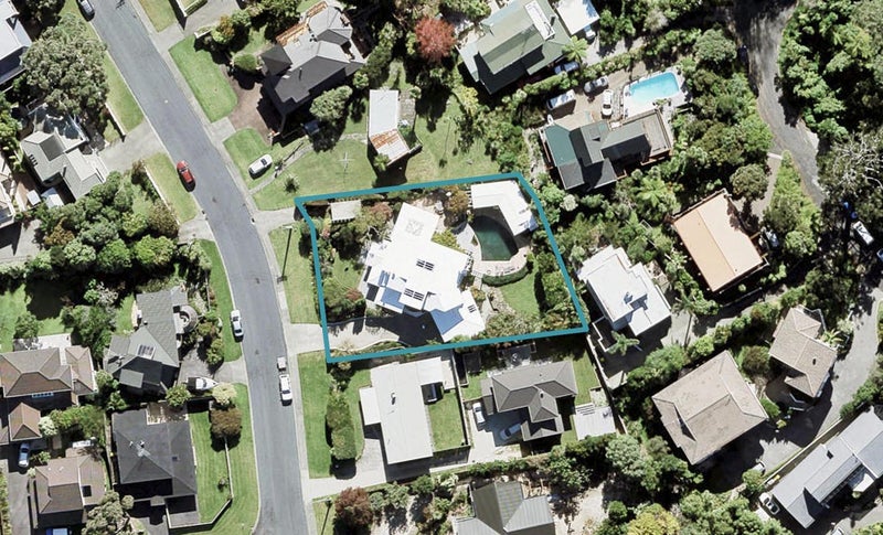 12 Tui Street, Torbay, Auckland - Carousel 1