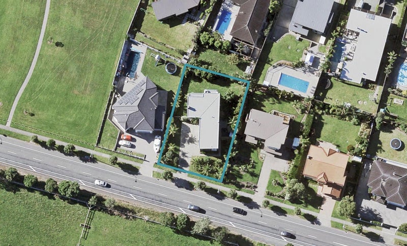 120 Beachlands Road, Beachlands, Auckland - Carousel 1