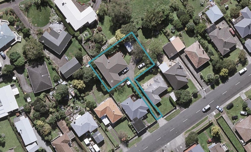 17A Tarahua Road, Vogeltown, New Plymouth - Carousel 1