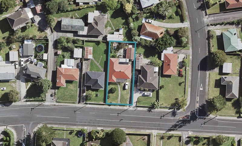 48 McAnnalley Street, Manurewa East, Auckland - Carousel 1