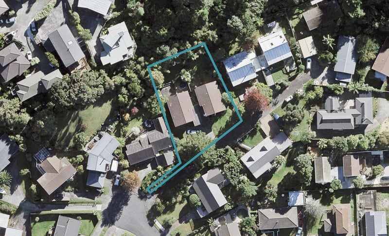 2/11 Branston Avenue, Browns Bay, Auckland - Carousel 1
