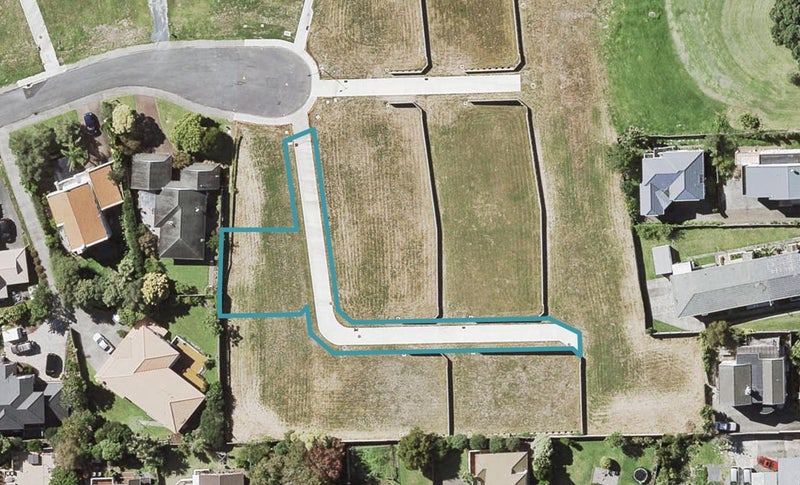 1 Oakheart Way, Forrest Hill, Auckland - Carousel 1