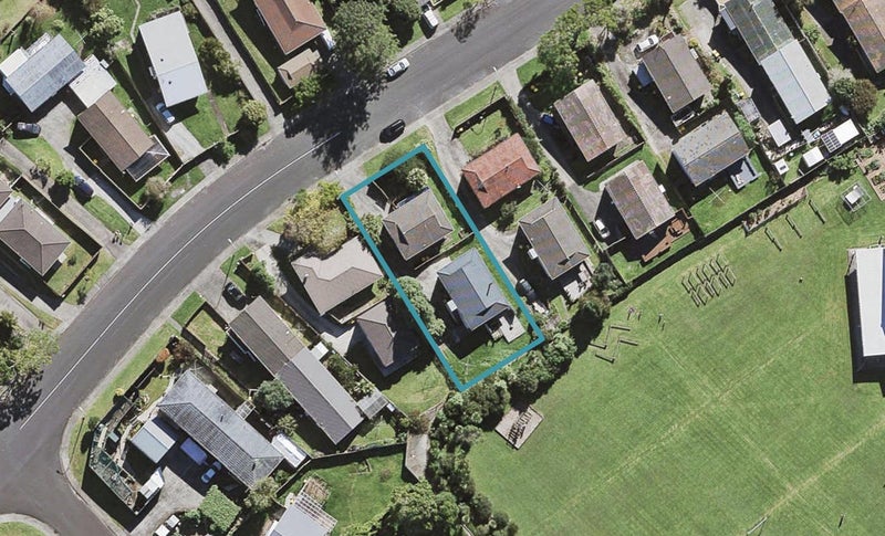 1/121 Lynn Road, Bayview, Auckland - Carousel 1