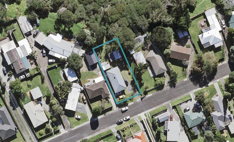 76 Glen Marine Parade, Glendene, Auckland - Carousel 1