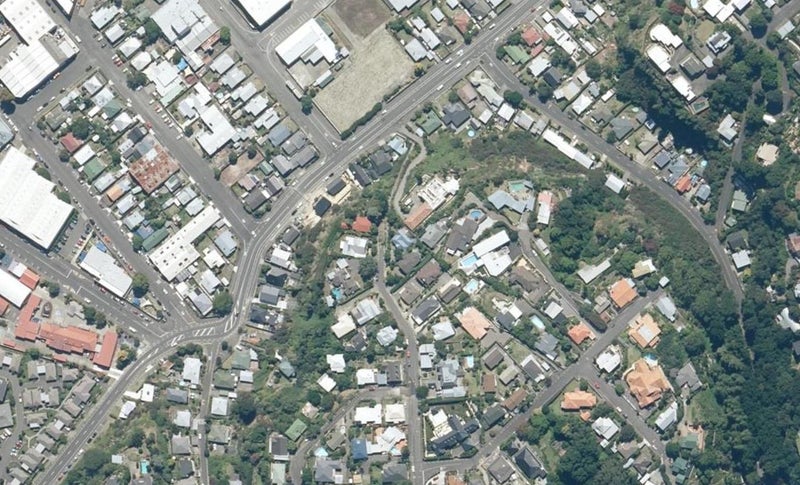 129 Chaucer Road North, Hospital Hill, Napier - Carousel 1