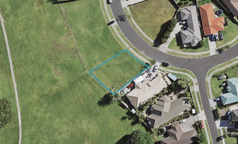 25 Nicholas Gibbons Drive, Clendon Park, Auckland - Carousel 1