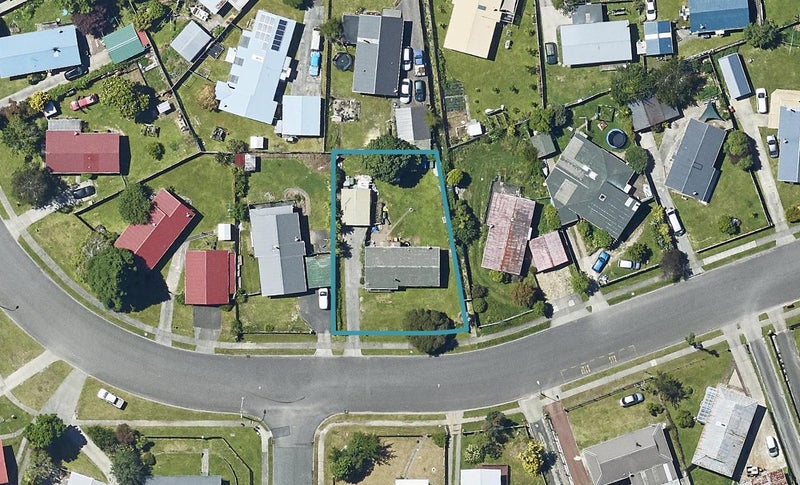 15 Sequoia Crescent, Owhata, Rotorua - Carousel 1