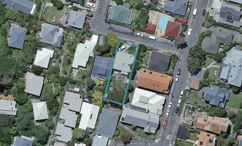 32 Fernhill Terrace, Wadestown, Wellington - Carousel 1