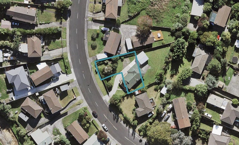 8/7 Cedar Heights Avenue, Massey, Auckland - Carousel 1