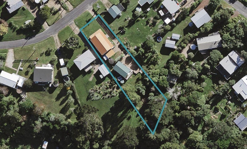 1/8 Marine View Road, Waiheke Island, Auckland - Carousel 1