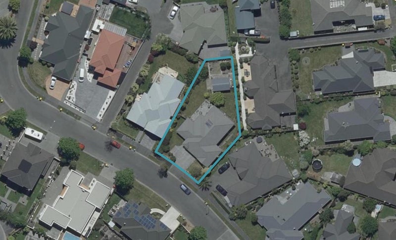 10 Laguna Gardens, Shirley, Christchurch - Carousel 1