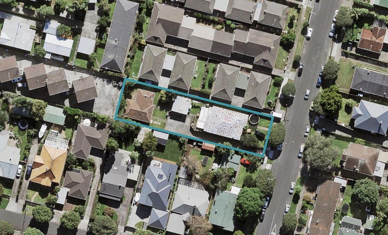 53A Kingsway Avenue, Sandringham, Auckland - Carousel 1