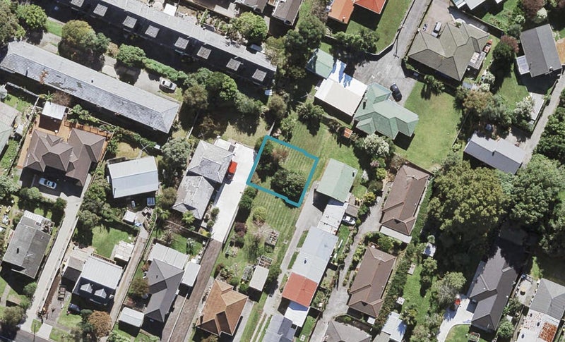 51D Miro Street, New Lynn, Auckland - Carousel 1