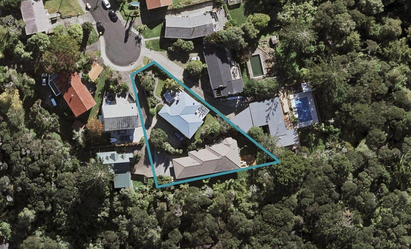 2/18 Felstead Street, Birkenhead, Auckland - Carousel 1