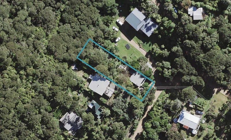 10 Wairua Road, Omiha, Waiheke Island - Carousel 1