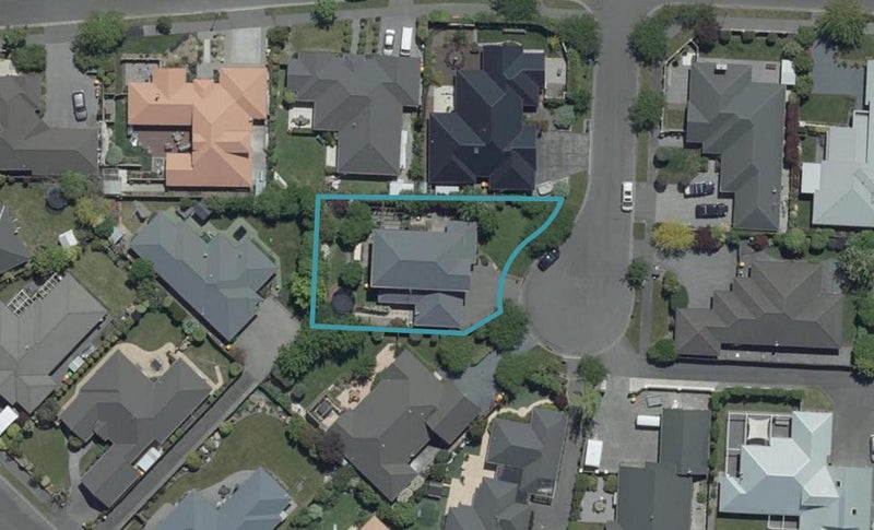 4 Hemsworth Mews, Casebrook, Christchurch - Carousel 1
