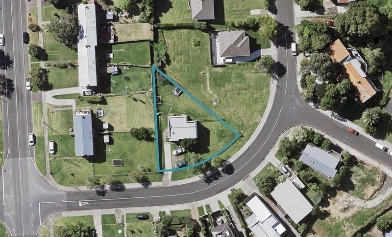 6 Te Arawa Street, Orakei, Auckland - Carousel 1