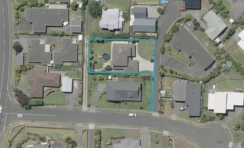 5 St Johns Heights, Otamatea, Whanganui - Carousel 1