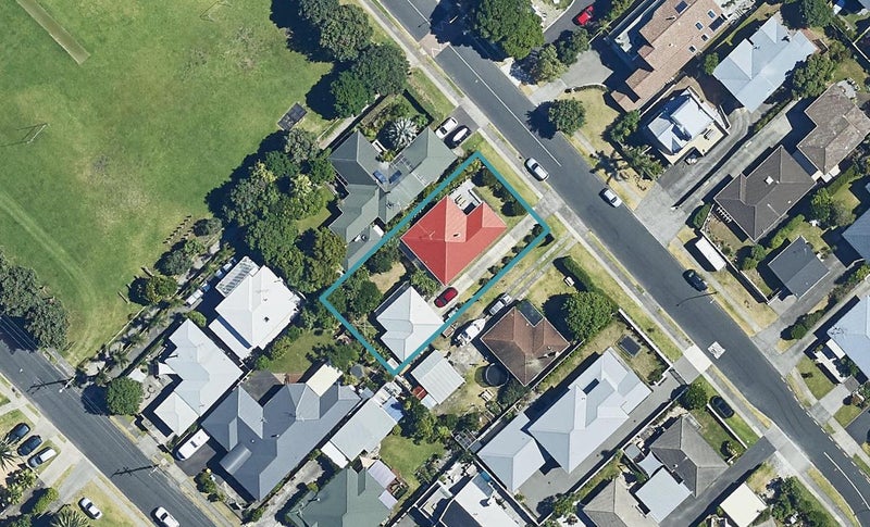 38 Lee Street, Mount Maunganui, Mount Maunganui - Carousel 1