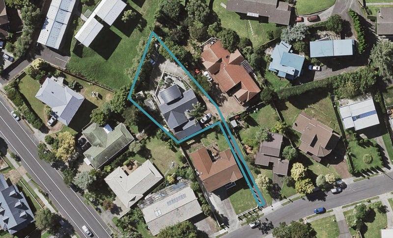 6 Kissling Place, Saint Johns, Auckland - Carousel 1