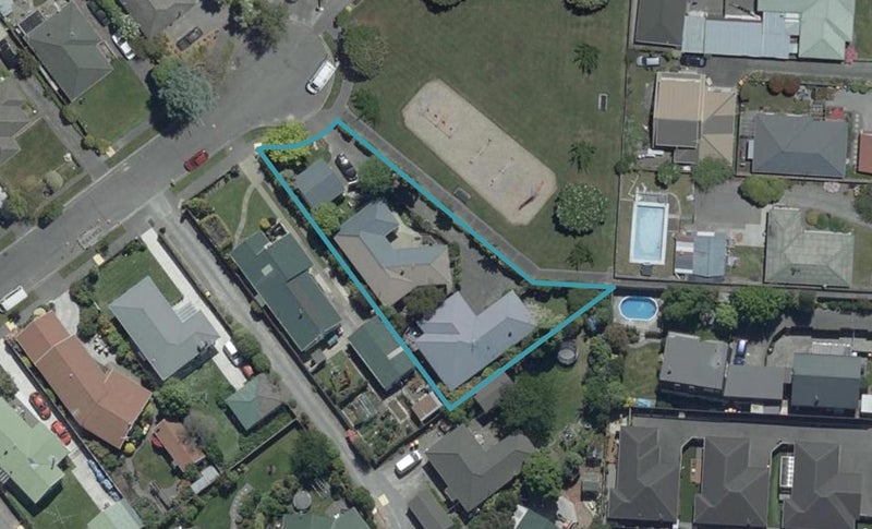 28A Canberra Place, Redwood, Christchurch - Carousel 1