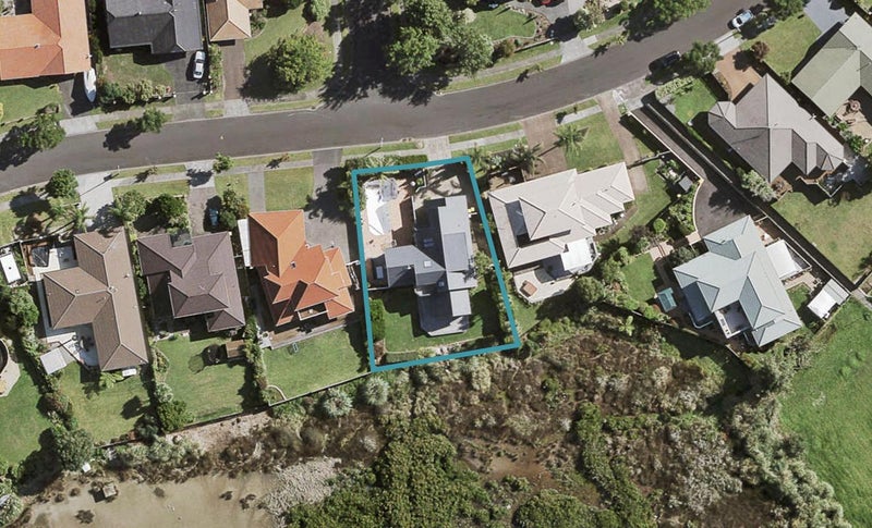 28 Keywella Drive, Conifer Grove, Takanini - Carousel 1