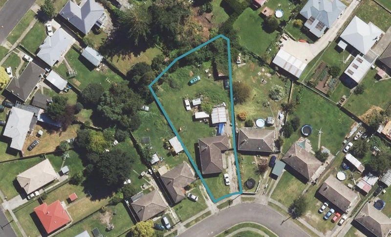 45 Taruheru Crescent, Mangapapa, Gisborne - Carousel 1