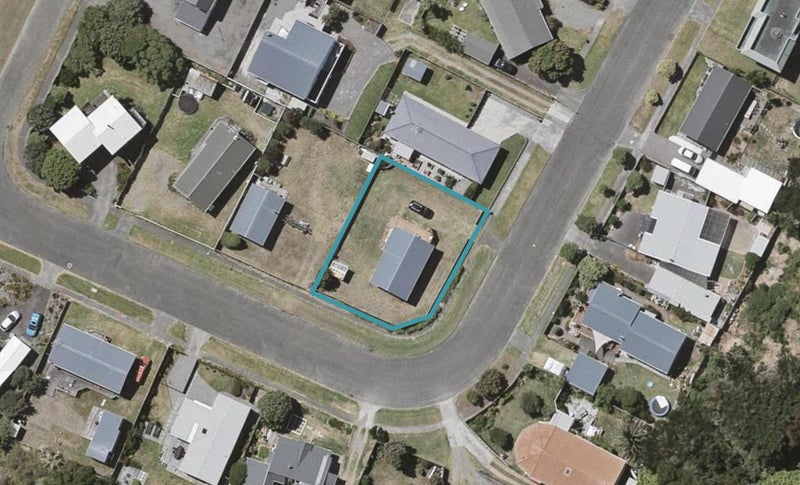 23 Scott Avenue, Otaki Beach, Otaki - Carousel 1