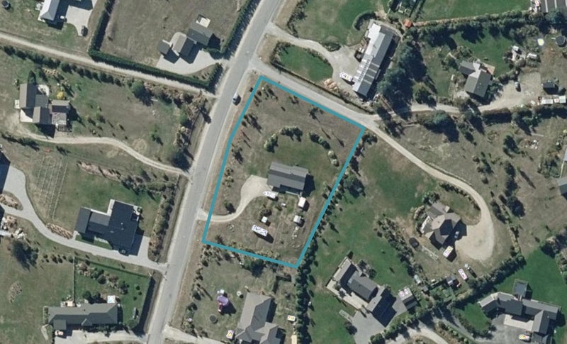 17 Old Racecourse Road, Albert Town, Wanaka - Carousel 1