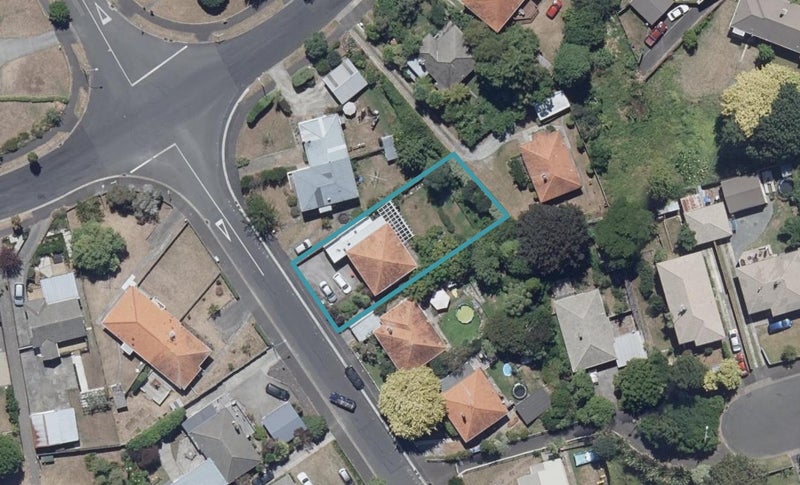 50 Plunket Terrace, Hamilton East, Hamilton - Carousel 1