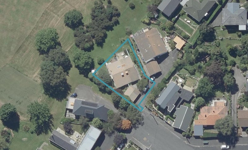 34A Butler Street, Maori Hill, Dunedin - Carousel 1