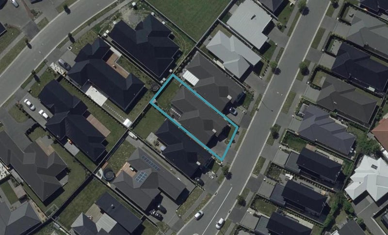 19 Bronco Drive, Aidanfield, Christchurch - Carousel 1