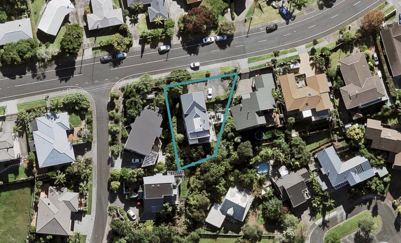 151 Luckens Road, West Harbour, Auckland - Carousel 1