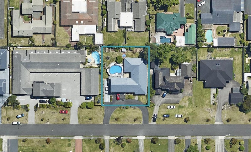 10 Peace Street, Fenton Park, Rotorua - Carousel 1