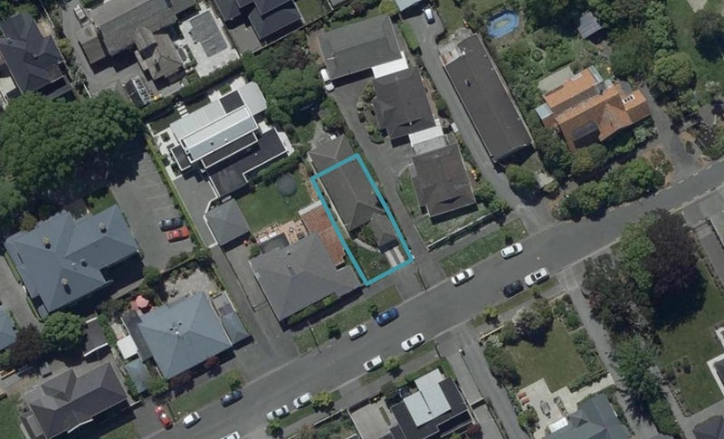 17 Webb Street, St Albans, Christchurch - Carousel 1