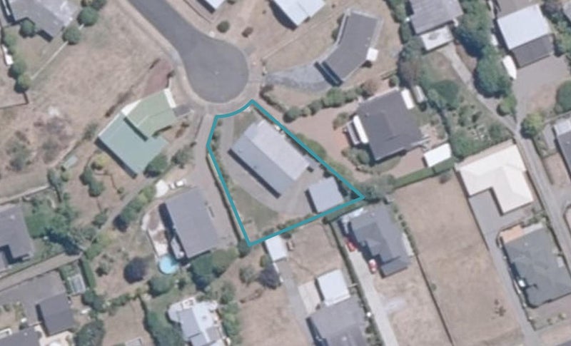 28 Hinerau Grove, Waipahihi, Taupo - Carousel 1