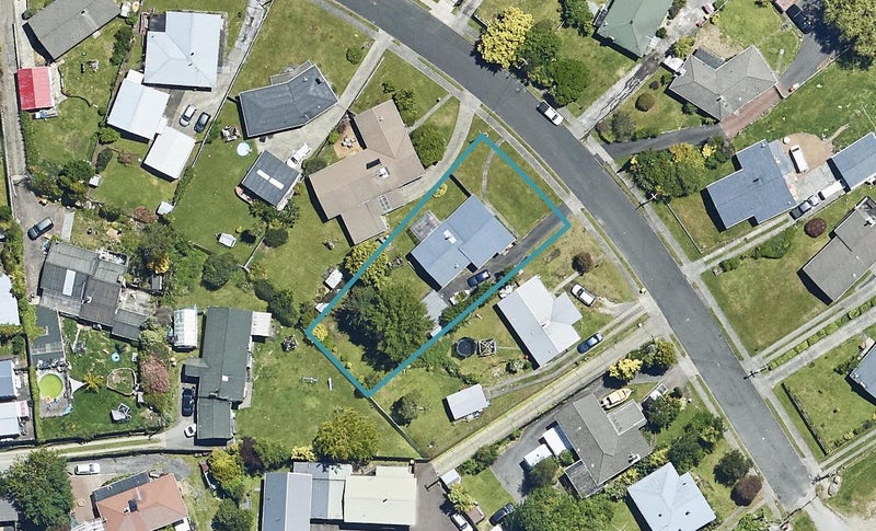 13 Deborah Place, Mangakakahi, Rotorua - Carousel 1