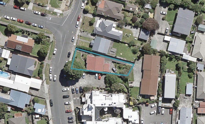 41 Ropata Crescent, Boulcott, Lower Hutt - Carousel 1
