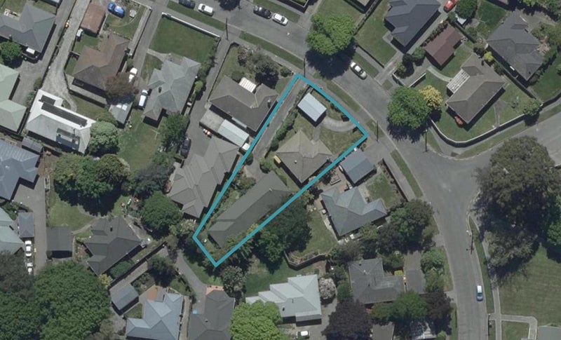 1/19 Pinehurst Crescent, Russley, Christchurch - Carousel 1