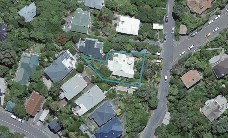 11 Boundary Road, Kelburn, Wellington - Carousel 1