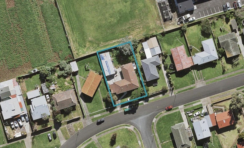 19 Calthorp Close, Favona, Auckland - Carousel 1