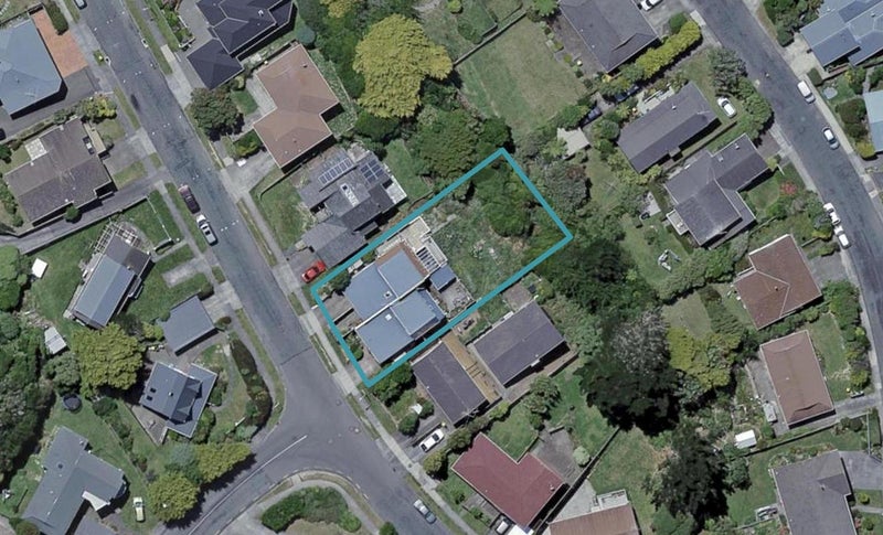 18B Nalanda Crescent, Broadmeadows, Wellington - Carousel 1