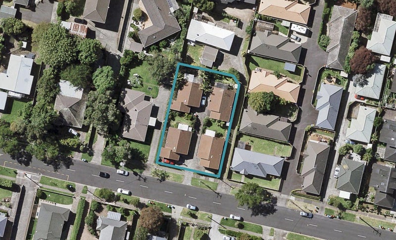 1/38 Kings Road, Panmure, Auckland - Carousel 1