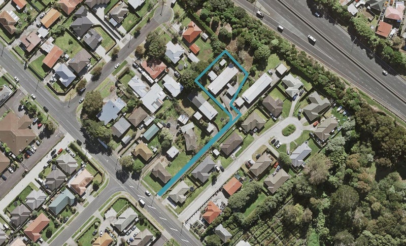 1/25B Tidal Road, Mangere, Auckland - Carousel 1