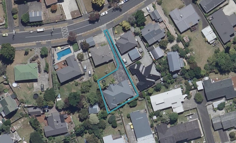 10A McCracken Avenue, Hillcrest, Hamilton - Carousel 1