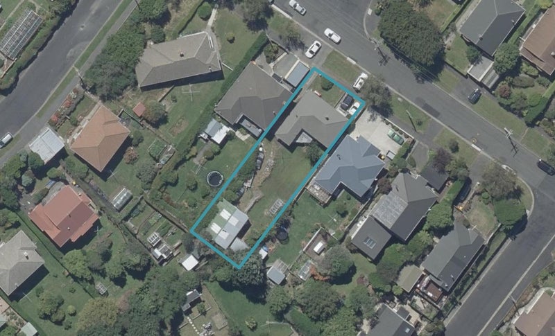 121 Lynn Street, Wakari, Dunedin - Carousel 1
