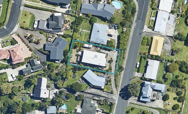 26 Landscape Road, Otumoetai, Tauranga - Carousel 1